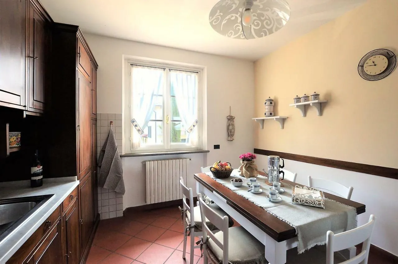 La Casa Di Chloe Apartment Poggibonsi Italy